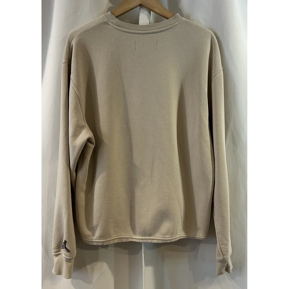 Nike Air Jordan Essential Holiday Fleece Crew Sweetshirt Size Medium‎
